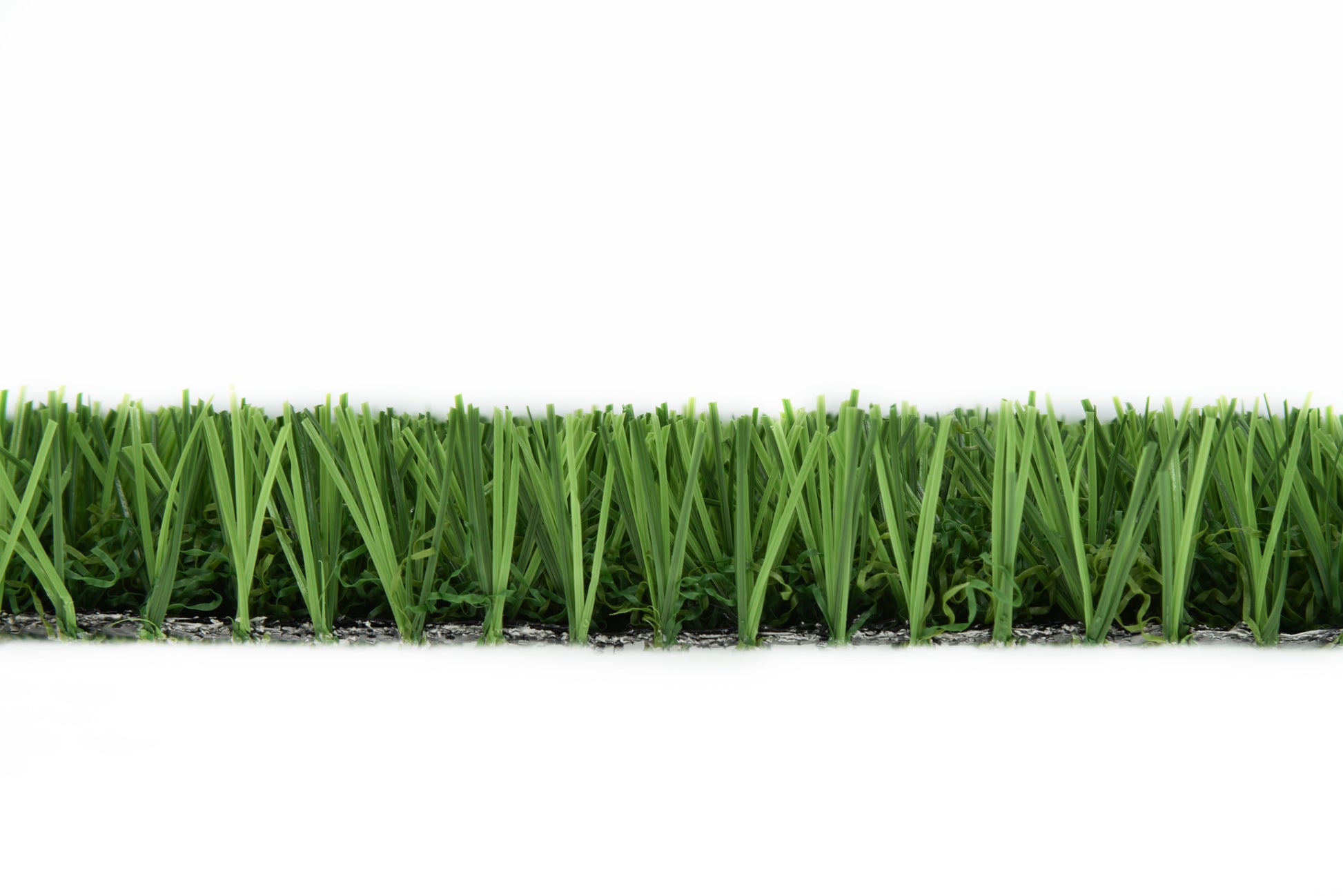 Slitstark konstgräsmatta Idun av Svea Grass, tuff konstgräs för krävande utomhusmiljöer, visad i närbild.