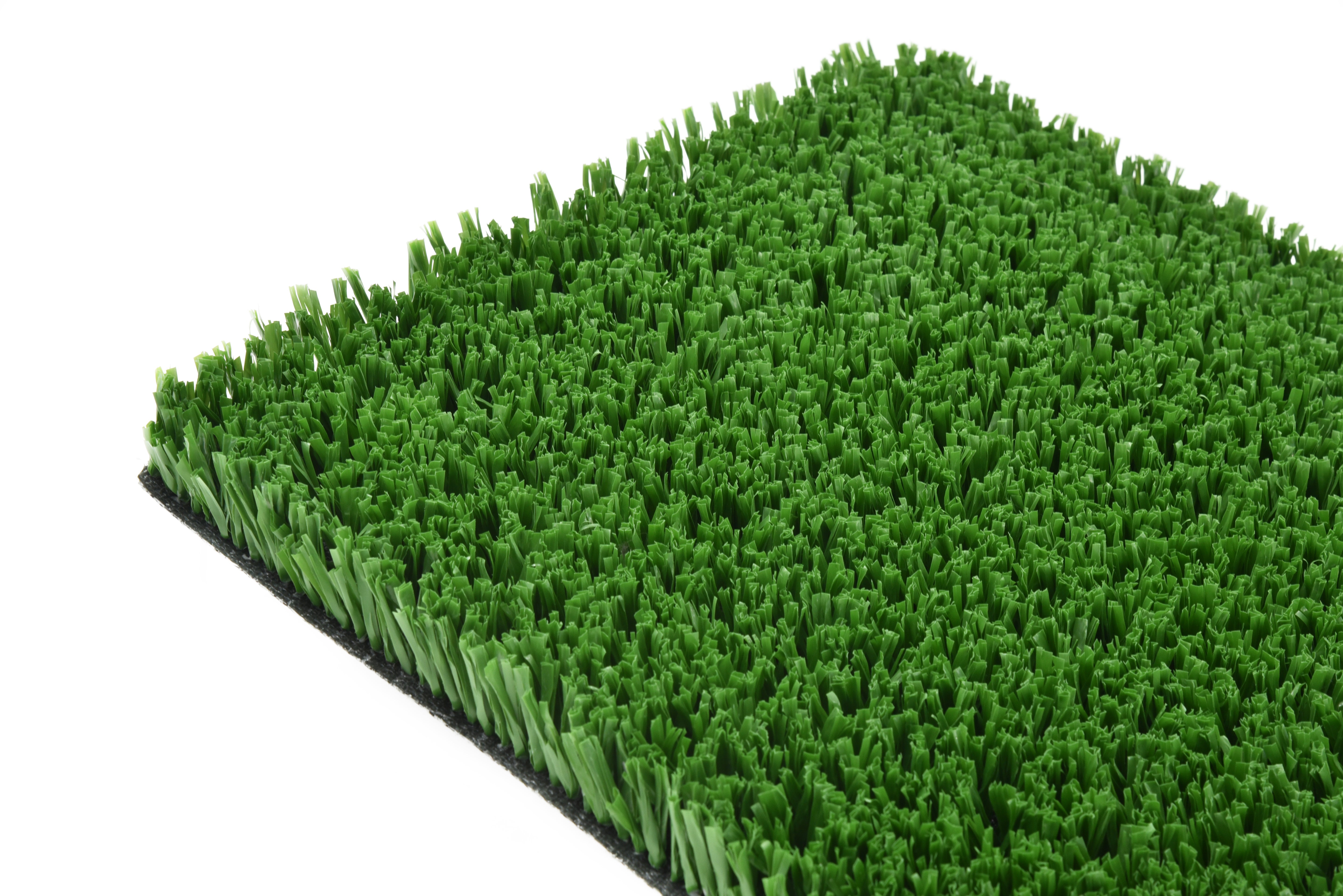 Slitstarkt konstgräs för lek och multisport från Svea Grass, visar en mjuk, grönt konstgräsyta för utomhusbruk.